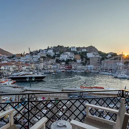 Upper Hydra Guest house